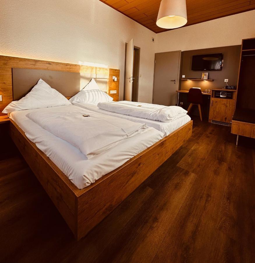 Hotel Und Wirtshaus Loewen Rielasingen-Worblingen Luaran gambar